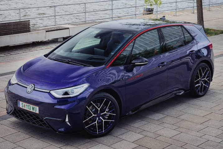 Der VW ID.3 GTX FIRE+ICE – Sportliche Power trifft auf elektrischen Lifestyle