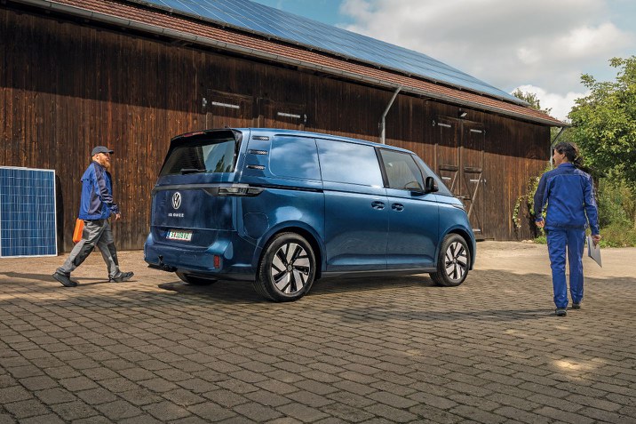 ID. Buzz Cargo parkend